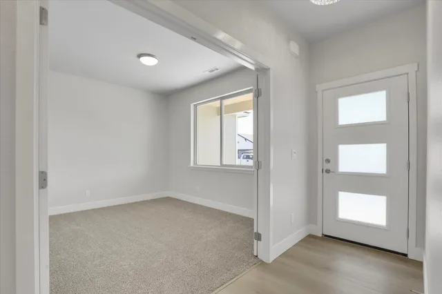 $565,850 | 15 North Country Club Drive, Unit 15, Deer Park, WA 99006