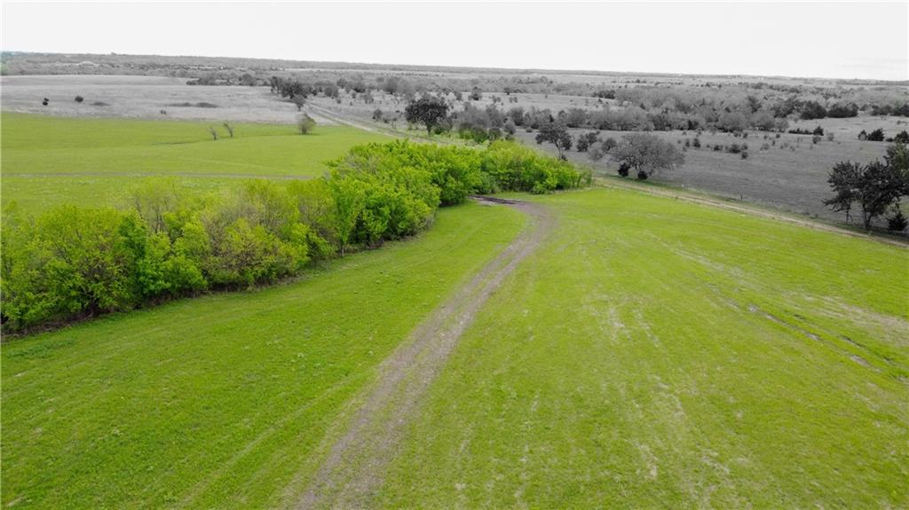 22285 Northwest 1400 Road Garnett, KS 66032 - Photo 3 of 11