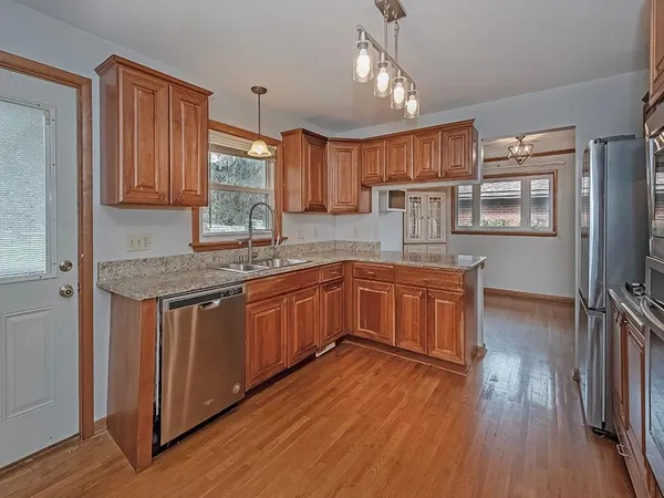 $424,500 | 1460 Mohican Drive, Pittsburgh, PA 15228