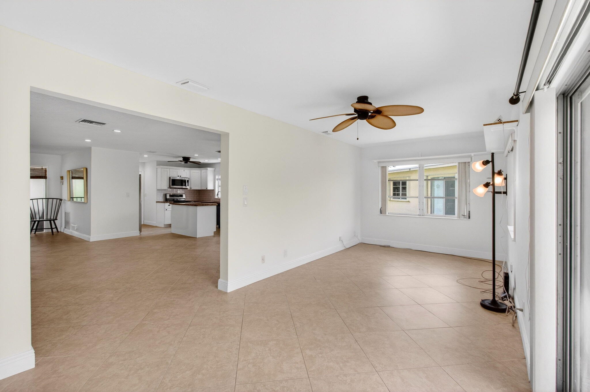 6038 Lasalle Road Delray Beach, FL 33484 - Photo 28 of 84 Florida Room