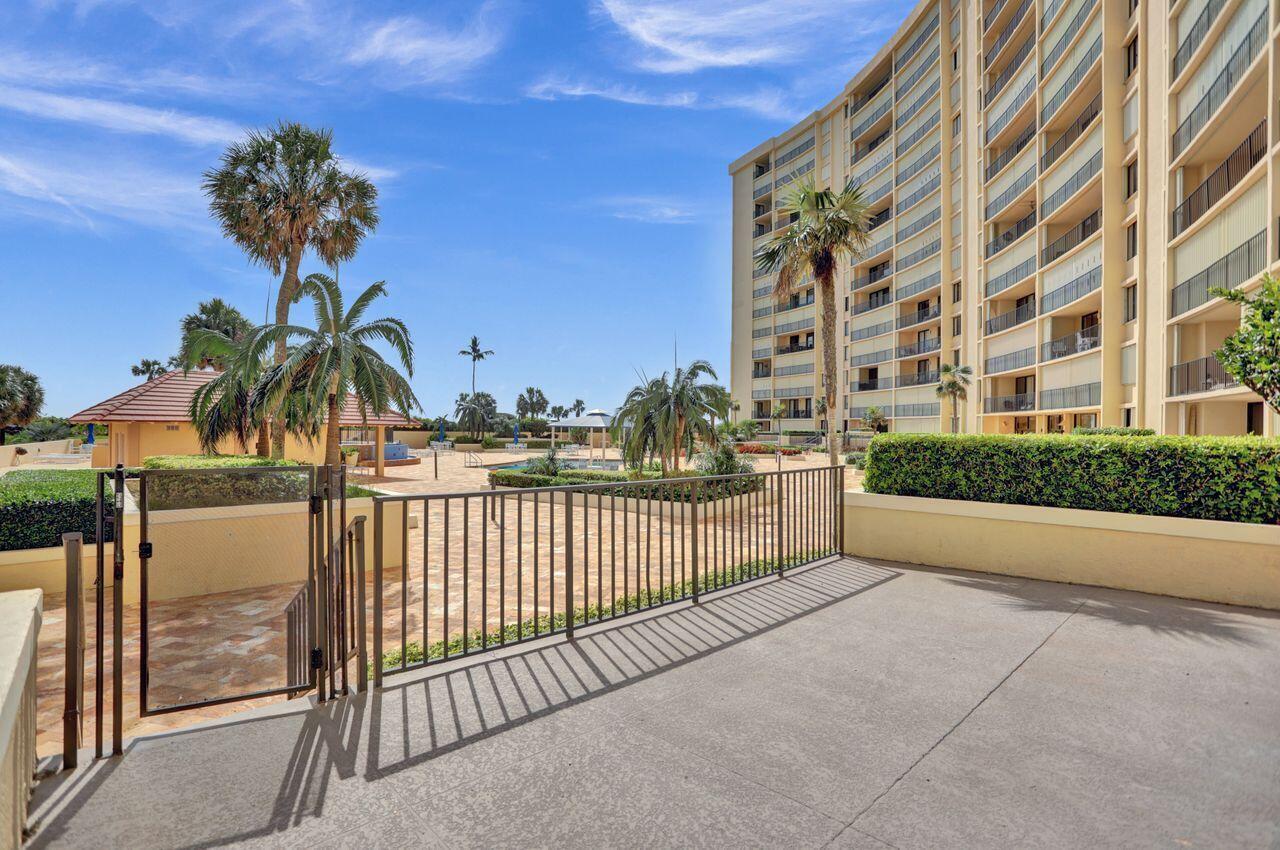 100 Ocean Trail Way, Unit 109 Jupiter, FL 33477 - Photo 13 of 27 a view of a balcony with staircase