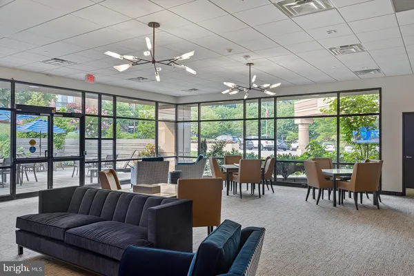 $865,000 | 1100 Lovering Avenue, Unit 1304/1306, Wilmington, DE 19806
