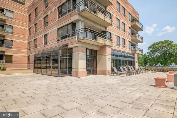 $865,000 | 1100 Lovering Avenue, Unit 1304/1306, Wilmington, DE 19806