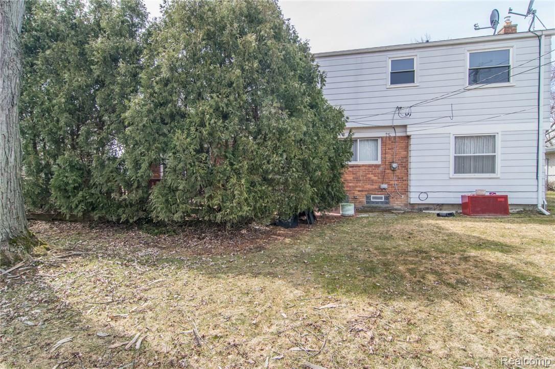 29540 North Rutherland Street Southfield, MI 48076 - Photo 49 of 49 DSC_2800.jpg