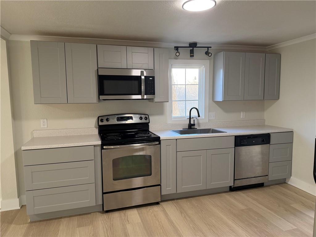 409 West Ohio Street Butler, MO 64730 - Photo 7 of 24