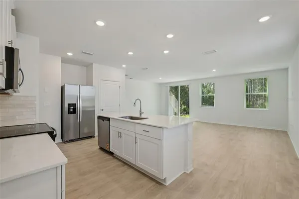 $279,300 | 1124 Bradford Pk Drive, Ormond Beach, FL 32174