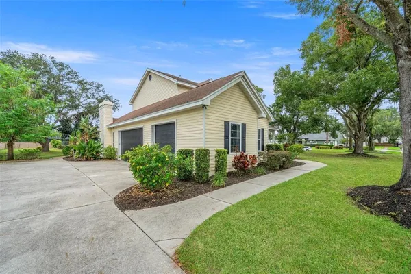 $900,000 | 8807 Eagle Watch Drive, Riverview, FL 33578