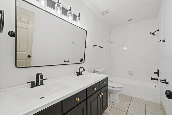 $900,000 | 8807 Eagle Watch Drive, Riverview, FL 33578