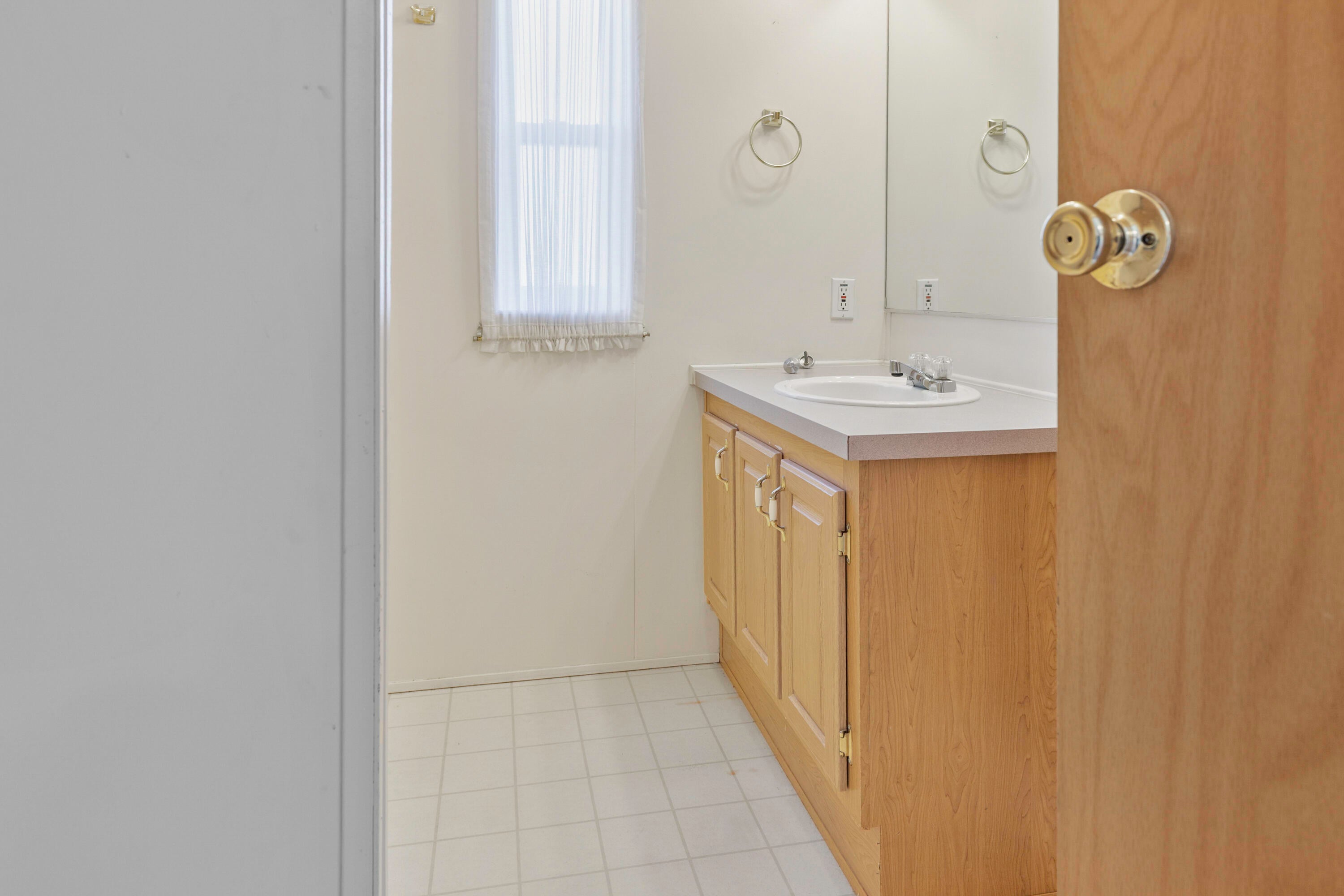 14045 Southwest Ridge Place Terrebonne, OR 97760 - Photo 15 of 27 14045 SW Ridge Pl -20