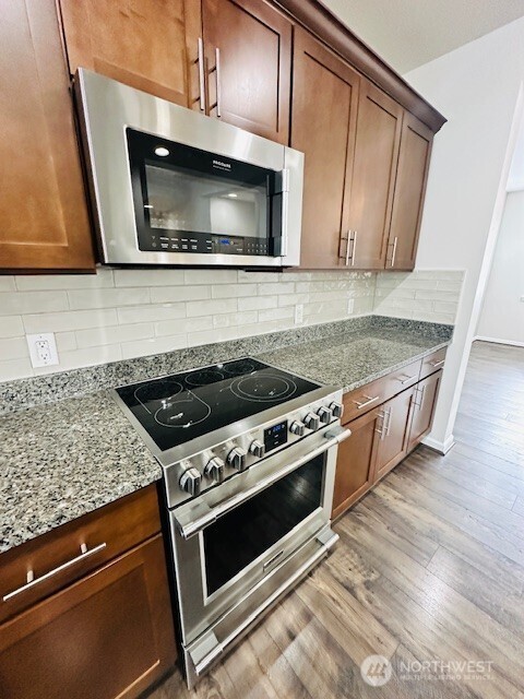 13146 83rd Lane South Seattle, WA 98178 - Photo 12 of 31