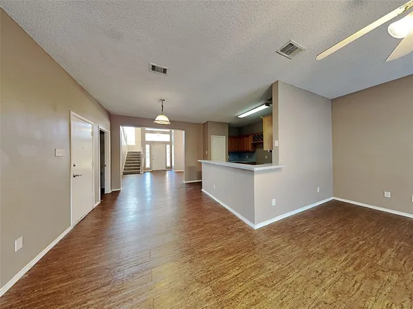 $1,925 | 110 Meadow Court, Forney, TX 75126