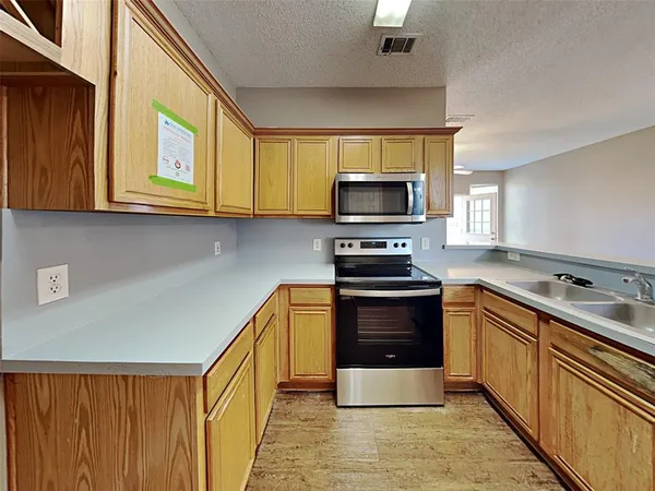 $1,925 | 110 Meadow Court, Forney, TX 75126