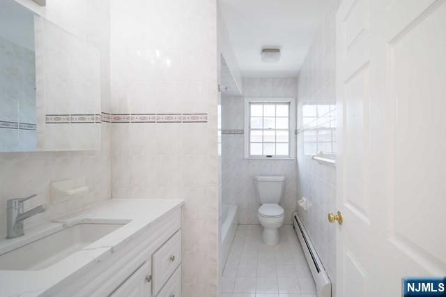 830 Elizabeth Street, Unit 2 Ridgefield, NJ 07657 - Photo 20 of 29 Gallery Image 20