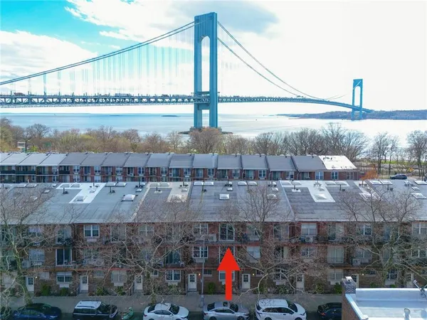 $699,000 | 316 101st Street, Unit 41E | Bay Ridge