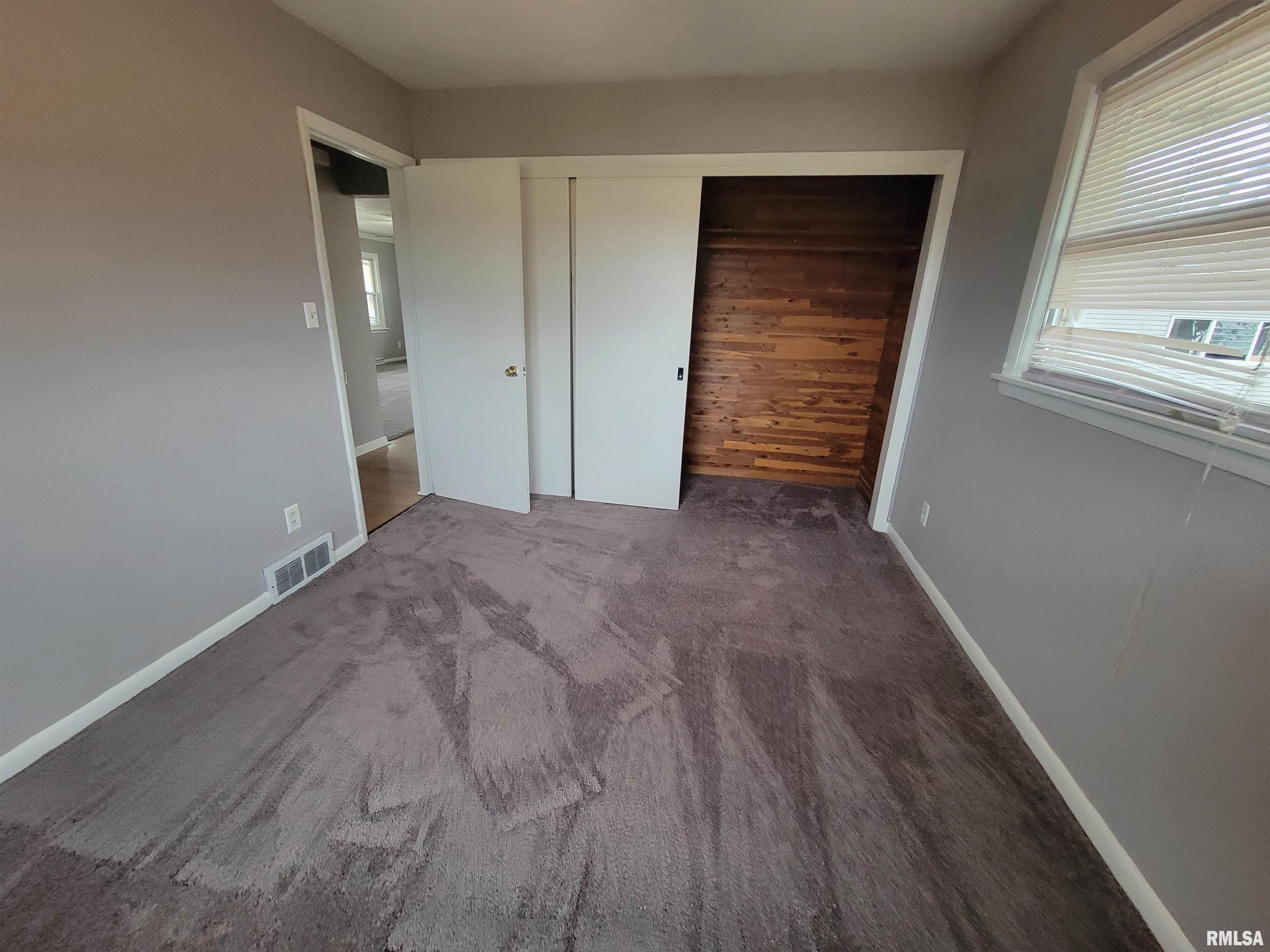 3021 Springfield Road East Peoria, IL 61611 - Photo 11 of 22 Gallery Image 11