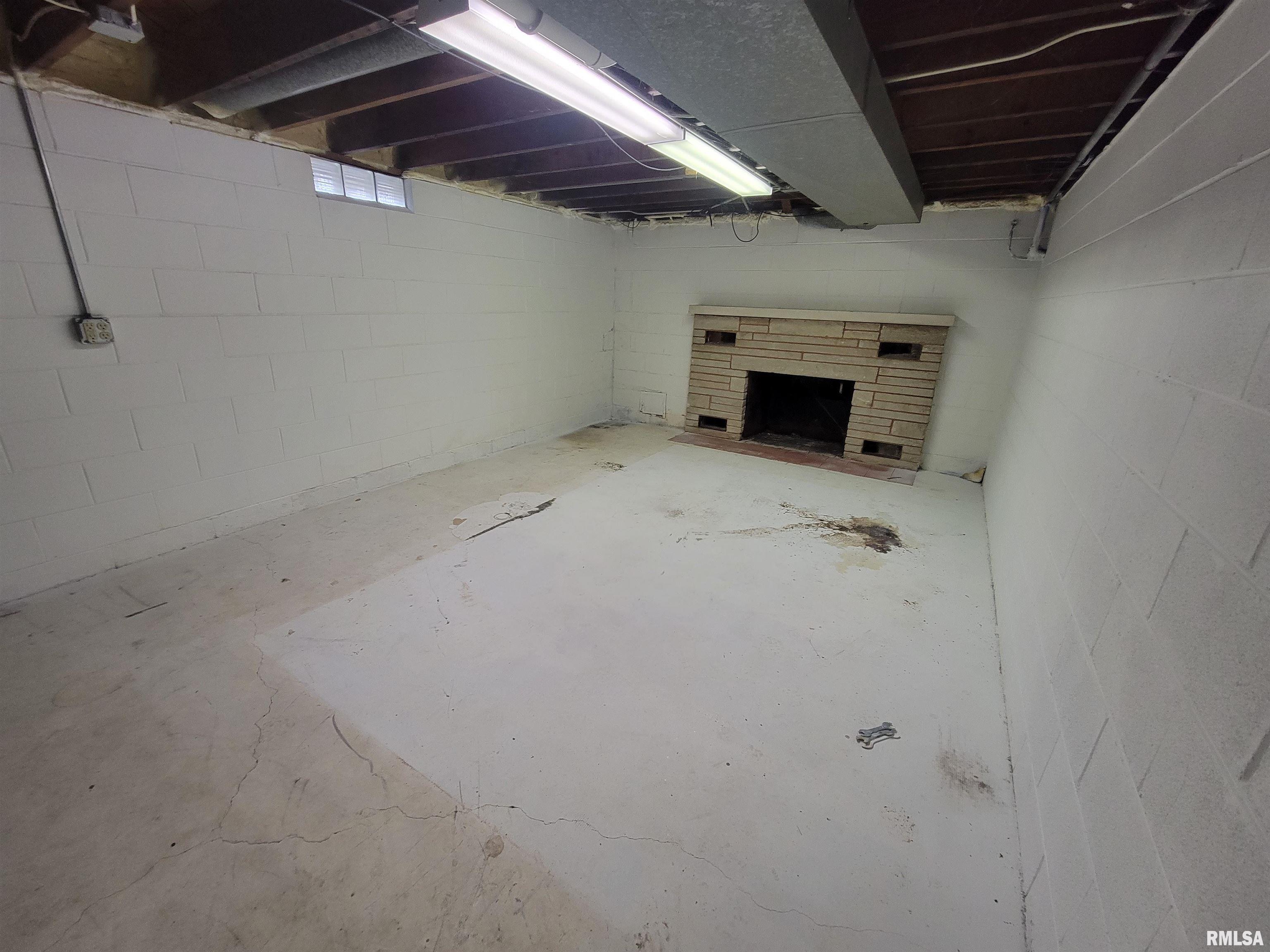 3021 Springfield Road East Peoria, IL 61611 - Photo 14 of 22 Gallery Image 14
