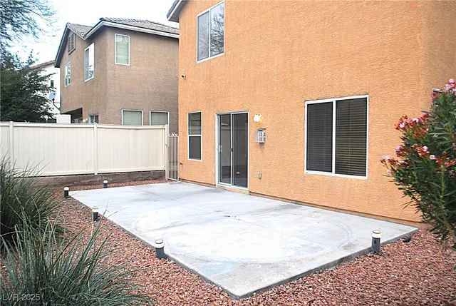 $1,995 | 9037 West Victor Creek Avenue, Las Vegas, NV 89149