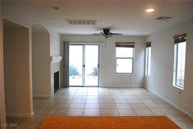 $1,995 | 9037 West Victor Creek Avenue, Las Vegas, NV 89149