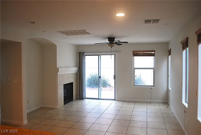 $1,995 | 9037 West Victor Creek Avenue, Las Vegas, NV 89149