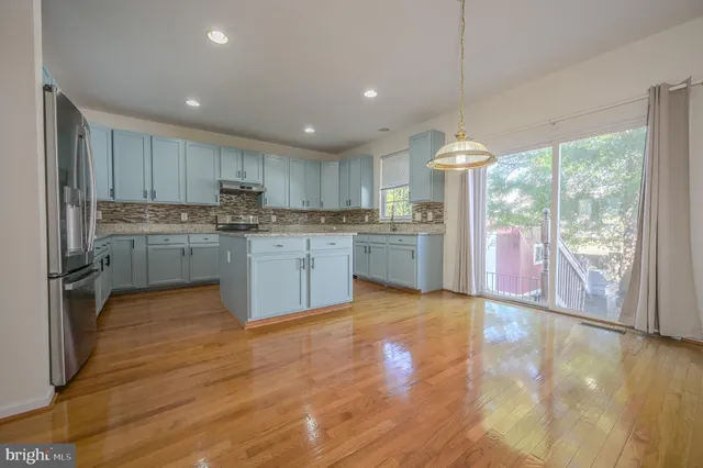 $4,195 | 8324 Tenbrook Drive, Gainesville, VA 20155