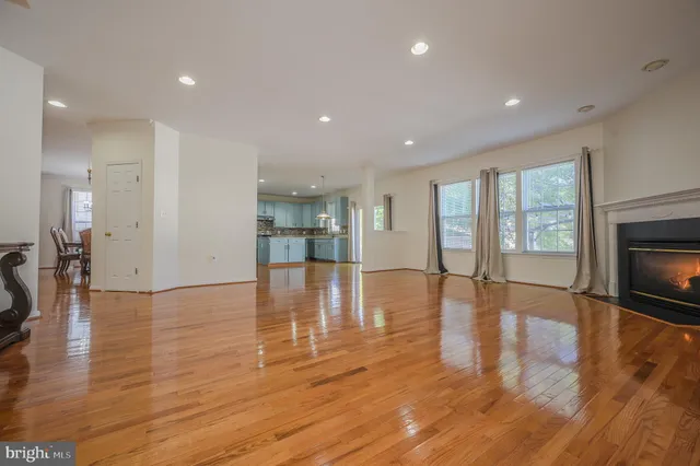 $4,195 | 8324 Tenbrook Drive, Gainesville, VA 20155