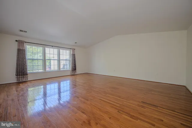 $4,195 | 8324 Tenbrook Drive, Gainesville, VA 20155