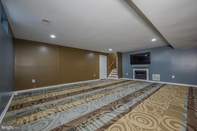 $4,195 | 8324 Tenbrook Drive, Gainesville, VA 20155