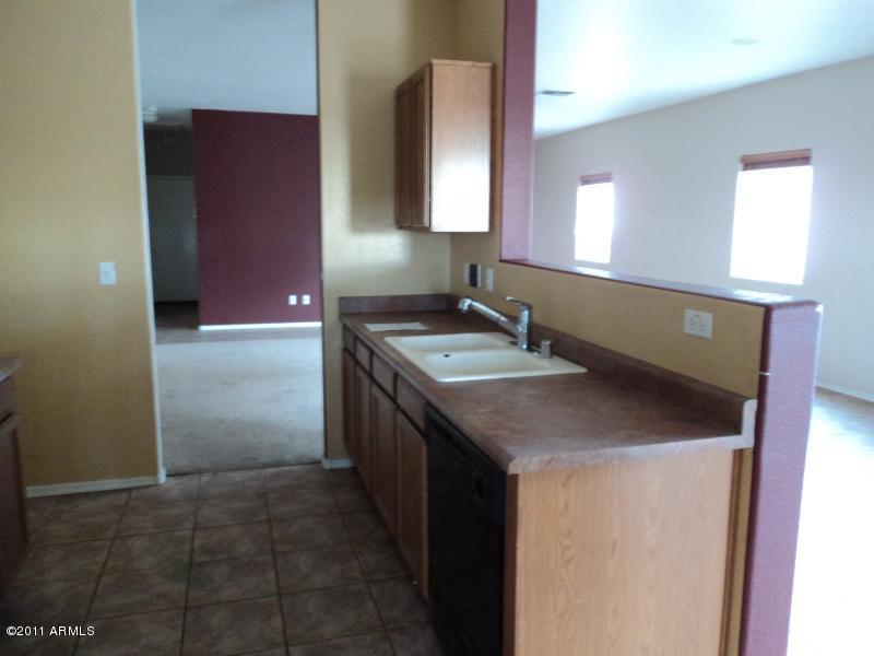 13259 West Boca Raton Road Surprise, AZ 85379 - Photo 6 of 22 KITCHEN