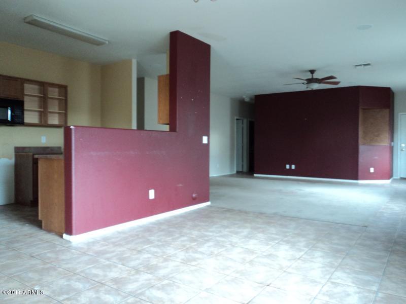 13259 West Boca Raton Road Surprise, AZ 85379 - Photo 9 of 22 DINING & FAMILY ROOM