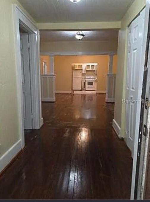 1760 Queen Street South St. Petersburg, FL 33712 - Photo 3 of 6
