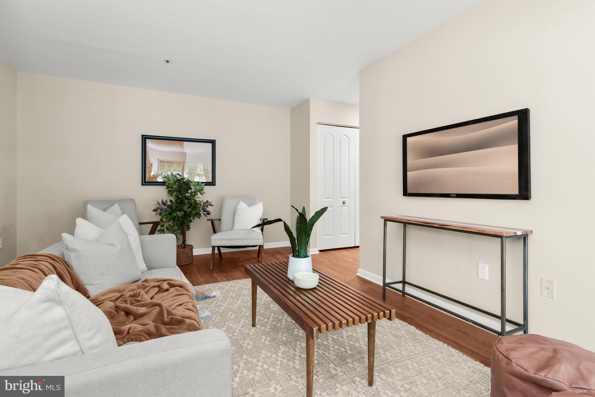 8341 Montgomery Run Road, Unit A Ellicott City, MD 21043 - Photo 13 of 30 Living Room