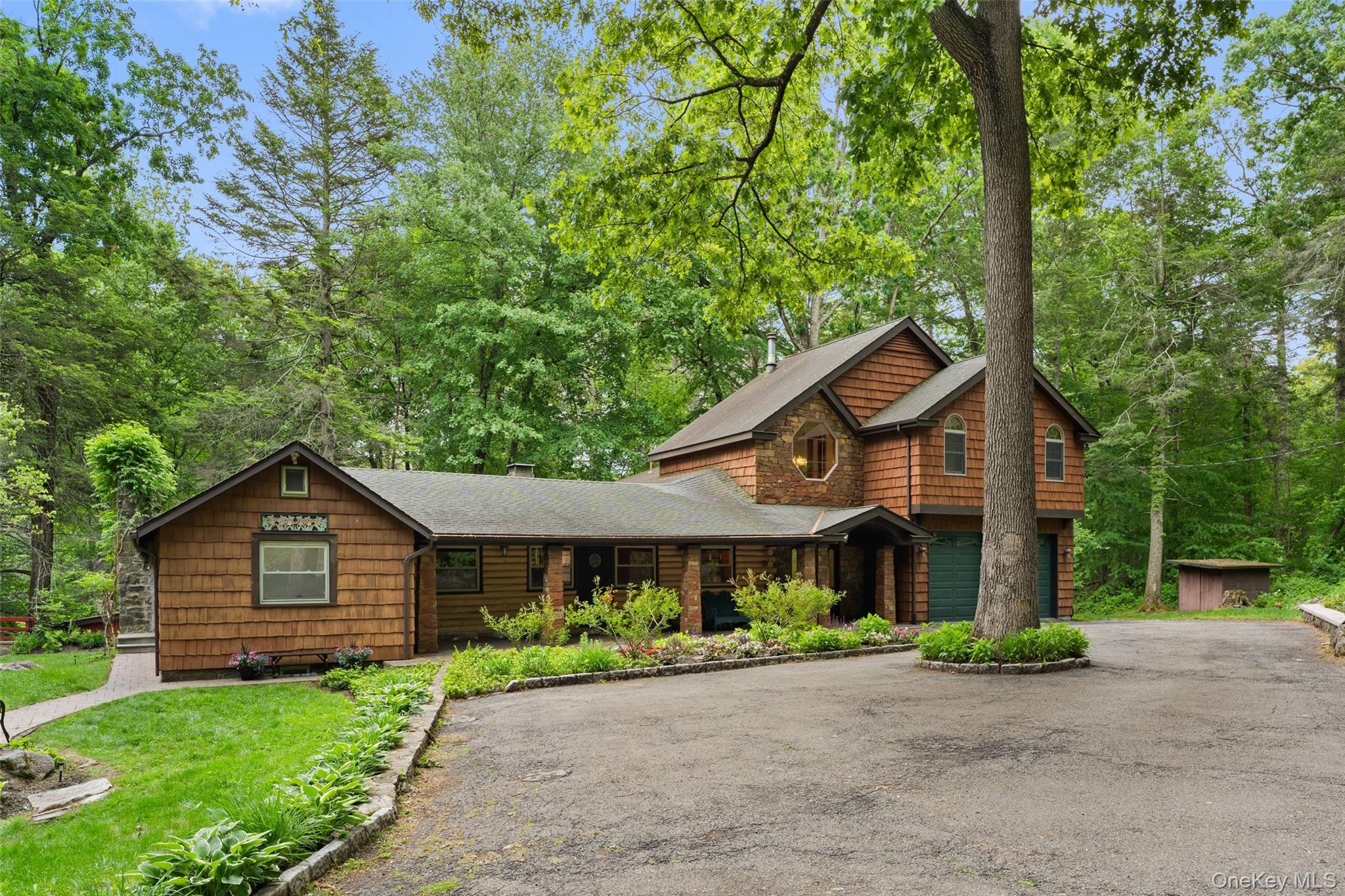 25 Cabin Ridge Road Chappaqua, NY 10514 - Photo 3 of 39