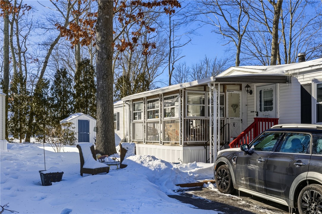 502 Forest Road Middletown, RI 02842 - Photo 11 of 31 Gallery Image 11