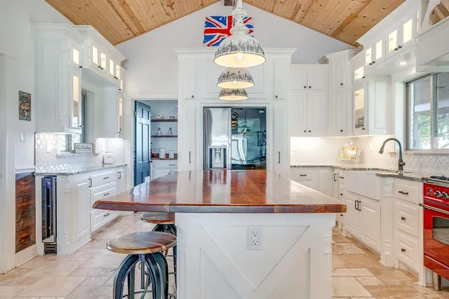 $1,400,000 | 1302 Farm To Market Road 1885, Weatherford, TX 76088