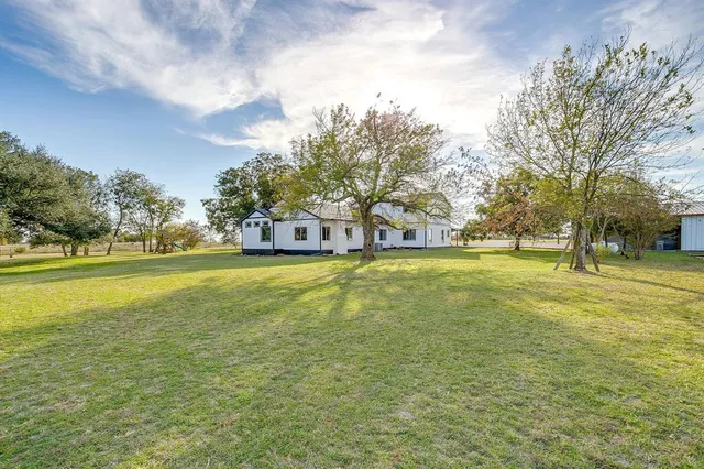 $1,400,000 | 1302 Farm To Market Road 1885, Weatherford, TX 76088