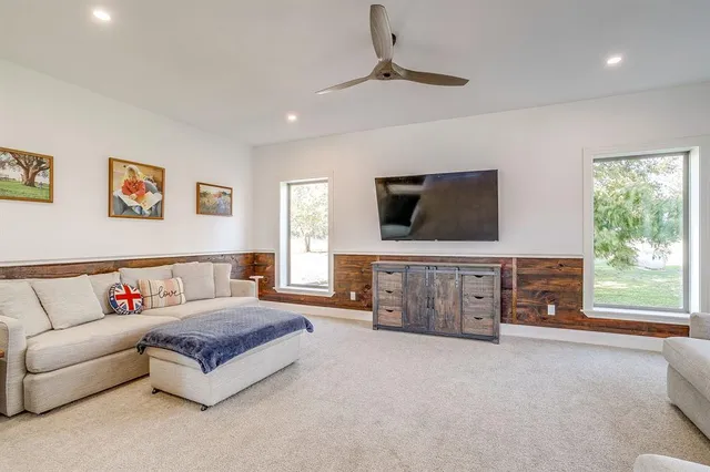 $1,400,000 | 1302 Farm To Market Road 1885, Weatherford, TX 76088