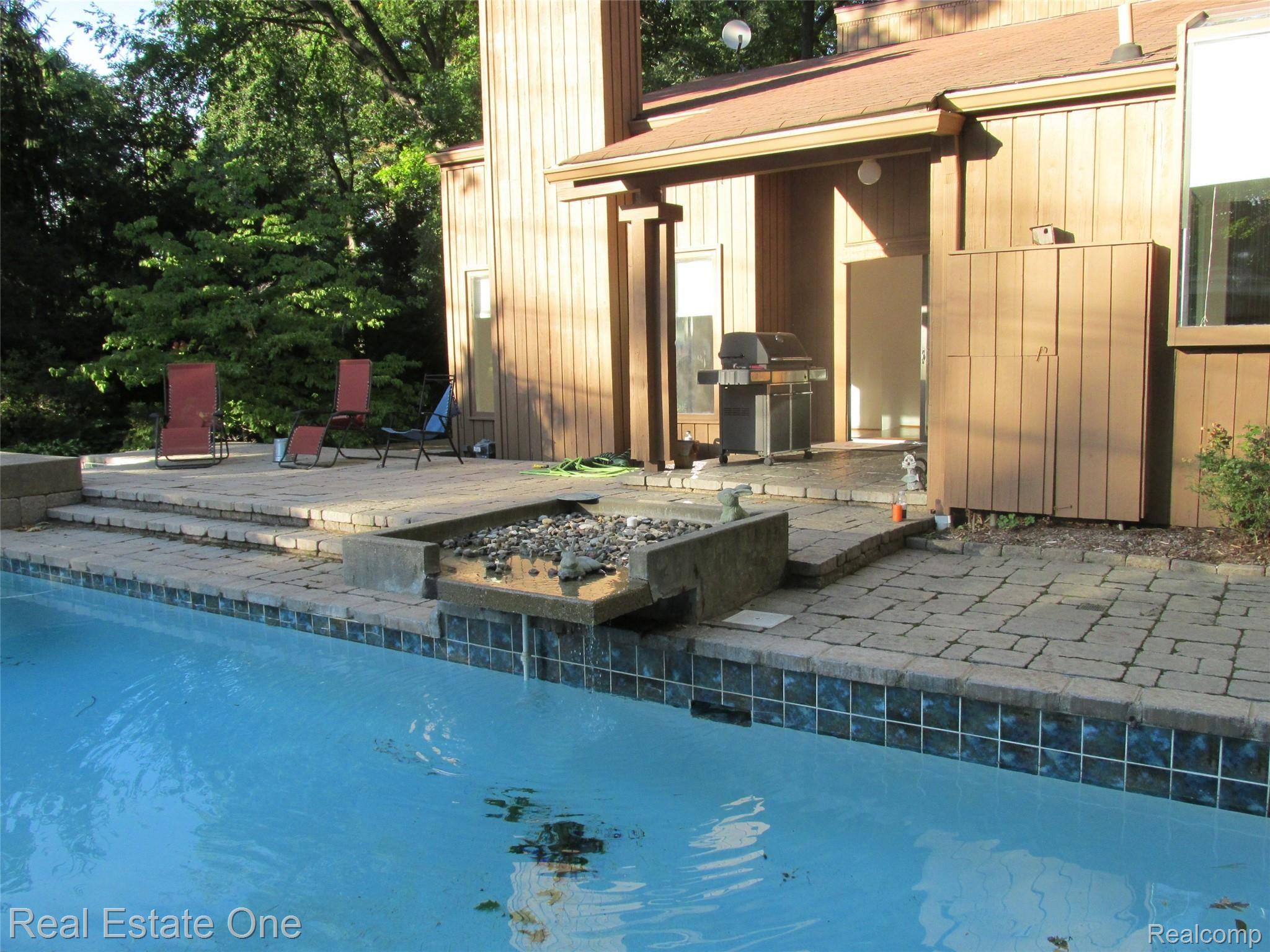 4390 Derry Road Bloomfield Hills, MI 48302 - Photo 71 of 81 IMG_1705.JPG