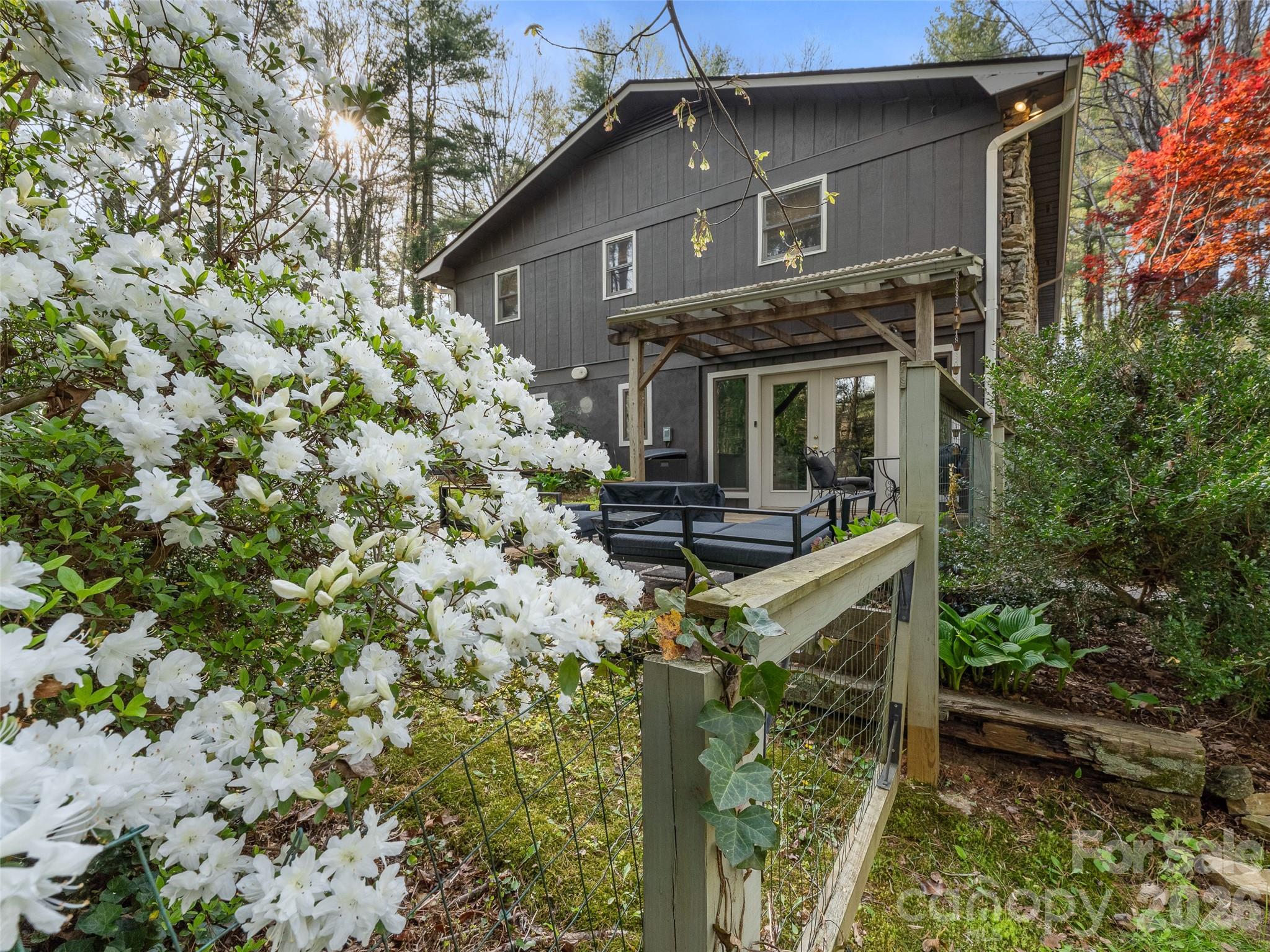 4030 Little River Road Hendersonville, NC 28739 - Photo 12 of 44