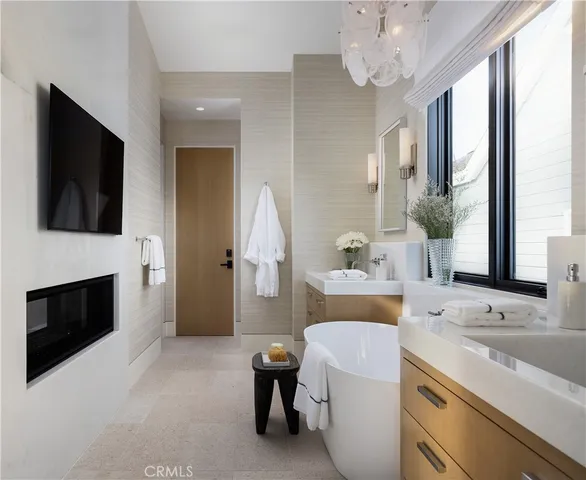 $8,495,000 | 412 Heliotrope Avenue, Corona del Mar, CA 92625