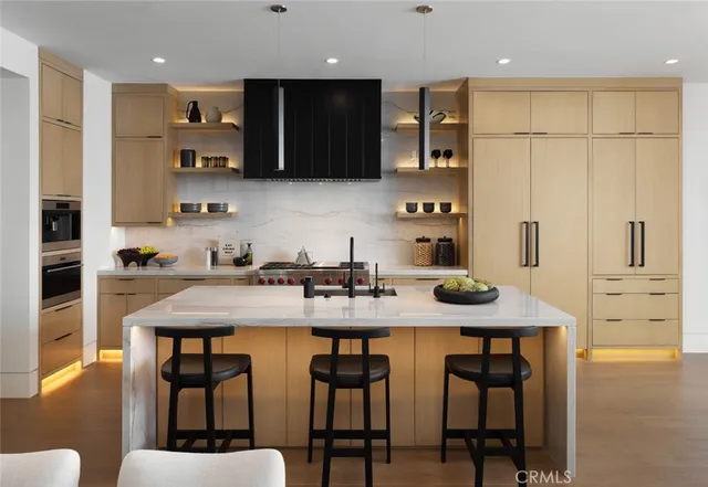 $8,495,000 | 412 Heliotrope Avenue, Corona del Mar, CA 92625