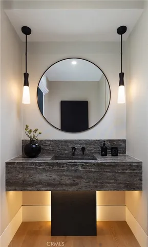 $8,495,000 | 412 Heliotrope Avenue, Corona del Mar, CA 92625