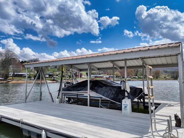 $1,300,000 | 241 Kilpatrick Point Drive, Hayesville, NC 28904