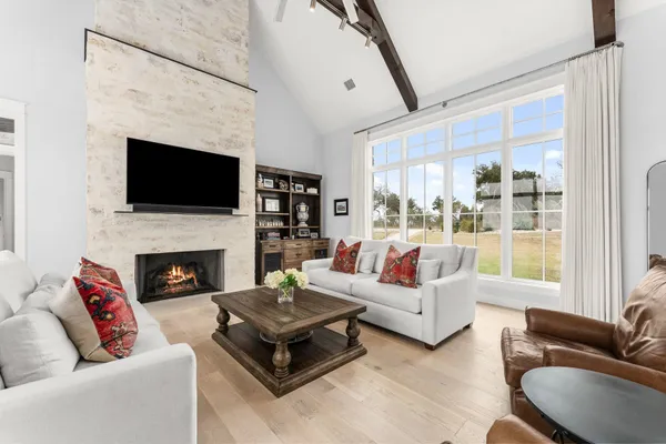$1,675,000 | 18025 Ranchland Hill Vista, Jonestown, TX 78645