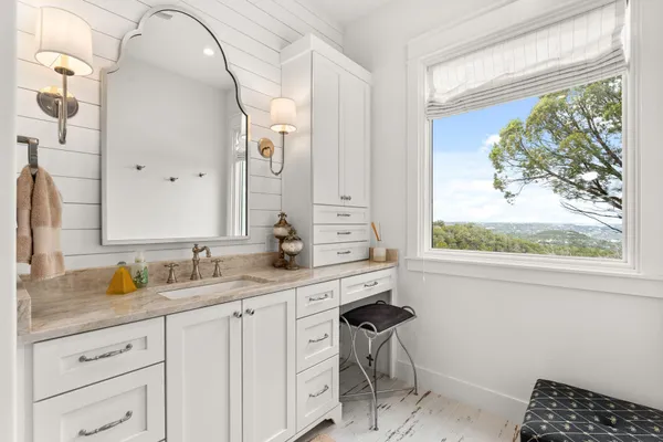 $1,675,000 | 18025 Ranchland Hill Vista, Jonestown, TX 78645