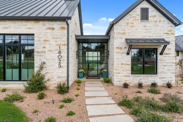 $1,675,000 | 18025 Ranchland Hill Vista, Jonestown, TX 78645