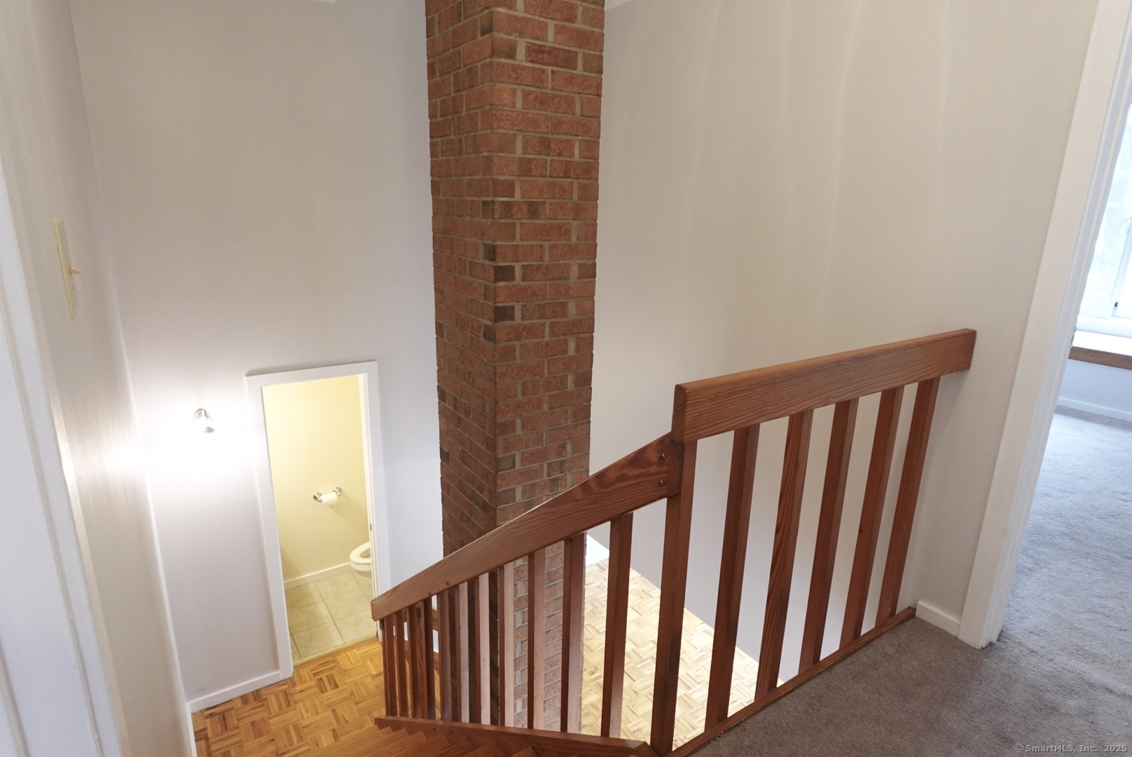 17 Pepperidge Court, Unit 17 Simsbury, CT 06070 - Photo 6 of 20 a view of a balcony