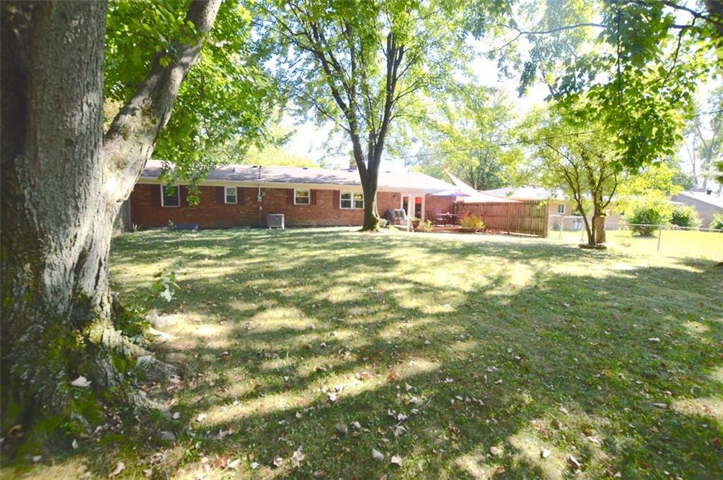 104 Bennett Road Carmel, IN 46032 - Photo 25 of 27 Gallery Image 25