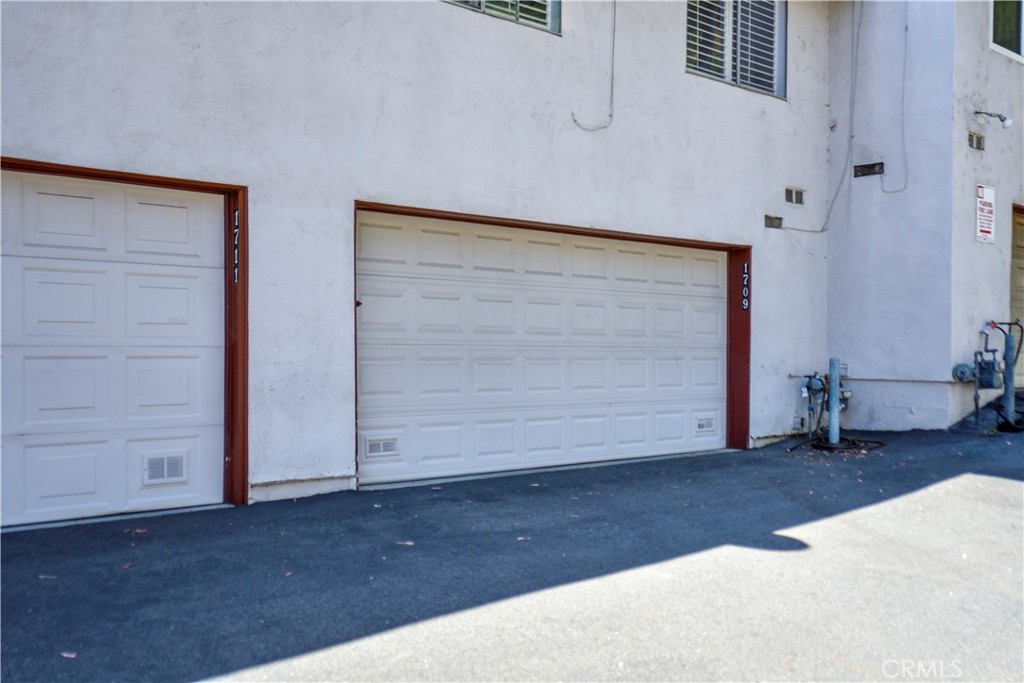 1709 Paramount Boulevard Montebello, CA 90640 - Photo 15 of 19 a view of an empty room