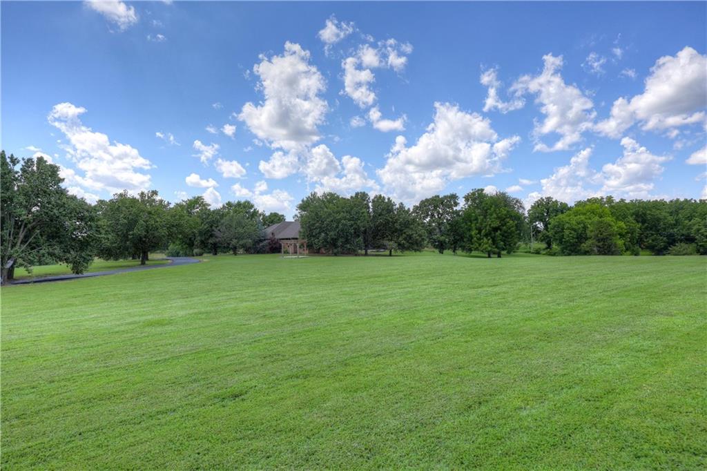 1426 East State Line Road Baxter Springs, KS 66713 - Photo 9 of 71