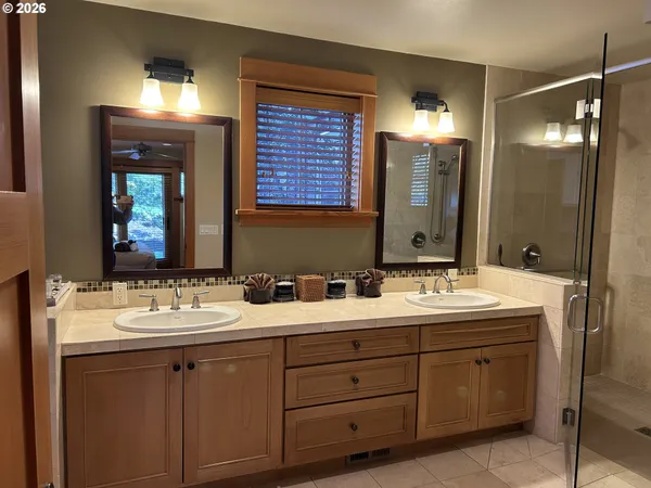 $92,000 | 132 East Surfcrest Avenue, Unit C1D, Cannon Beach, OR 97110